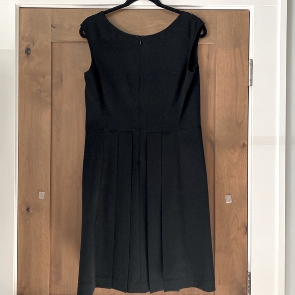 NWT Charles Nolan NY Sheath Dress Womens 8 Black Cap sleeves Pockets Simple Chic - Picture 2 of 8
